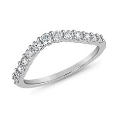 Gravurring aus Weißgold oder Platin mit Diamanten Unkategorisiert online kaufen