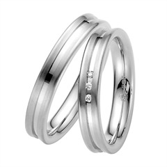 Rauschmayer Memories Eheringe 4 mm Weißgold – 3 Brillanten, ca. 0,03 ct Unkategorisiert online kaufen