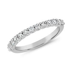 Ring aus Weißgold oder Platin mit lab grown Brillanten Unkategorisiert online kaufen