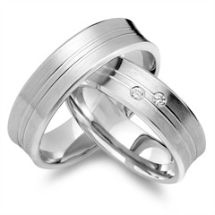 Unique Eheringe aus 333 Weißgold mit 2 Brillanten, 0,04 ct Unkategorisiert online kaufen Unique Eheringe aus 333 Weißgold mit 2 Brillanten, 0,04 ct Unkategorisiert online kaufen