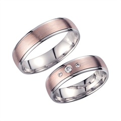 Unique Eheringe Rot- und Weißgold, 3 Brillanten 0,08 ct, 5,5 mm Unkategorisiert online kaufen